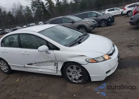 2009 Honda Civic Lx z USA, uszkodzony, nr VIN 2HGFA16569H348377